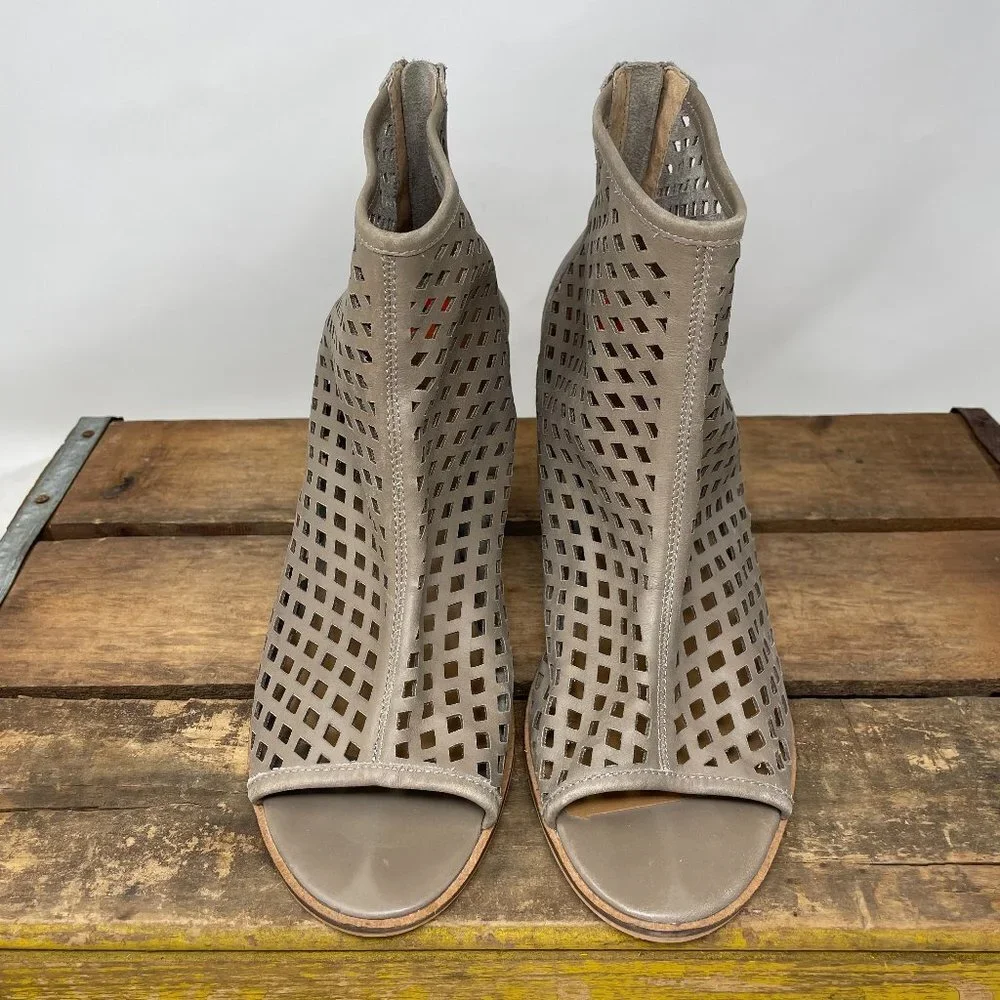 Kelsi Dagger Kyoto Peep Toe Booties (9.5)
